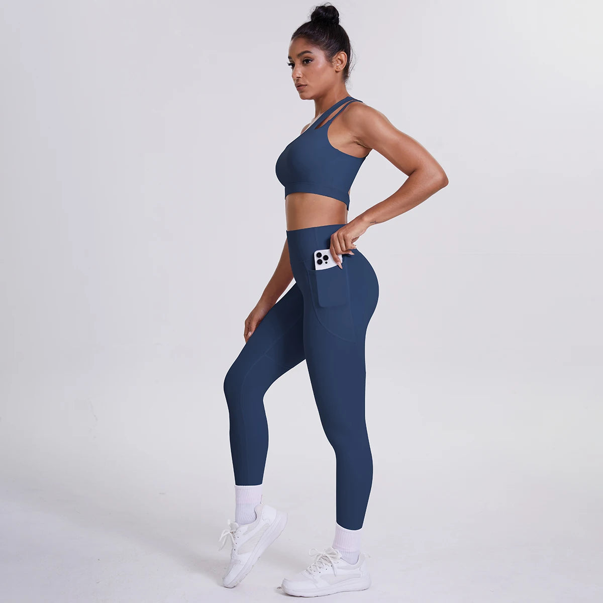 AeroDry Set – Bra + Leggings