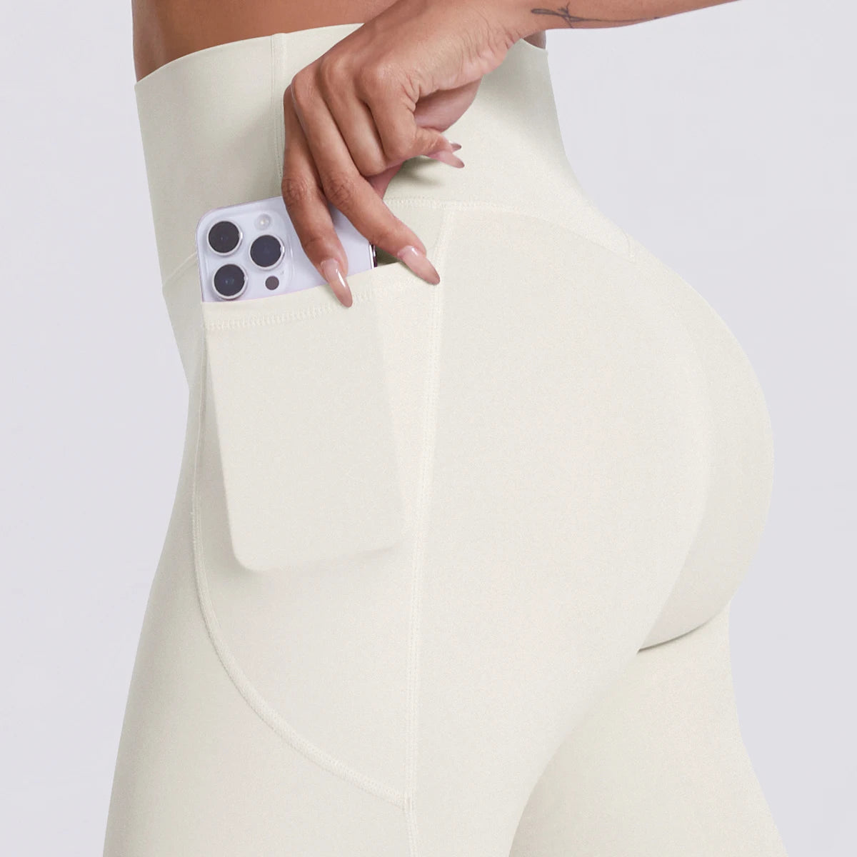 AeroDry Set – Bra + Leggings