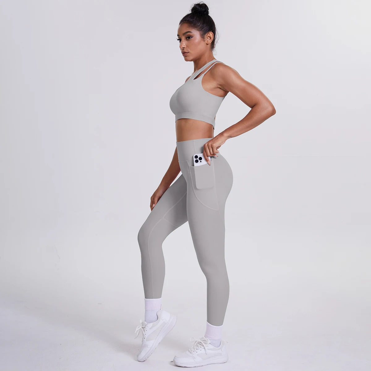 AeroDry Set – Bra + Leggings