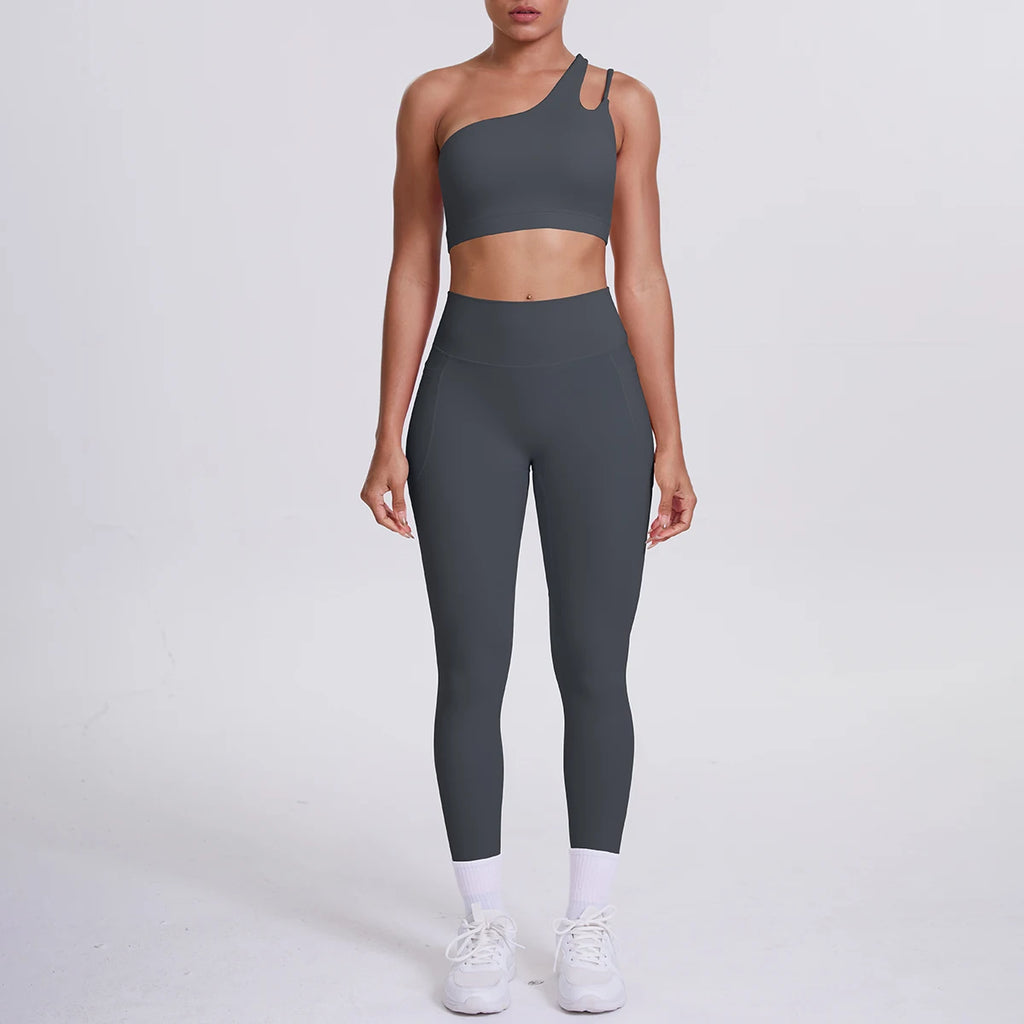 AeroDry Set – Bra + Leggings