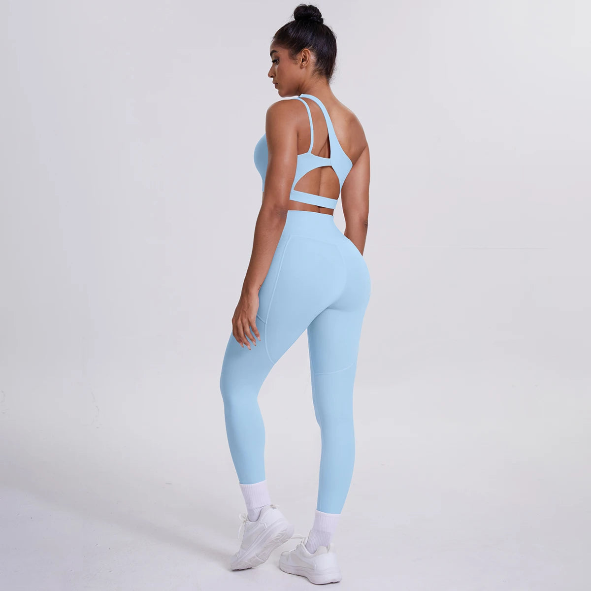 AeroDry Set – Bra + Leggings