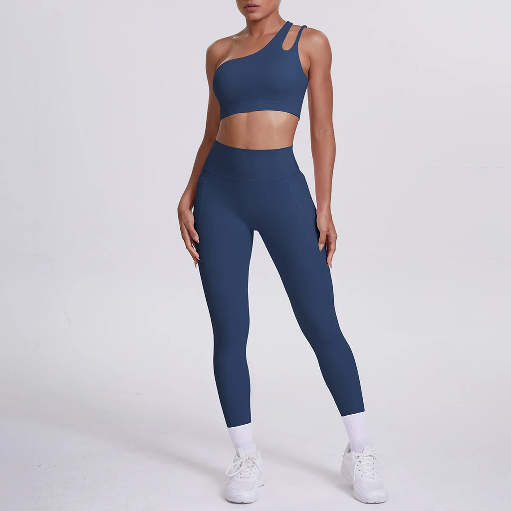 AeroDry Set – Bra + Leggings