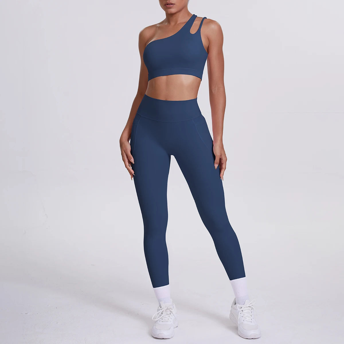 AeroDry Set – Bra + Leggings