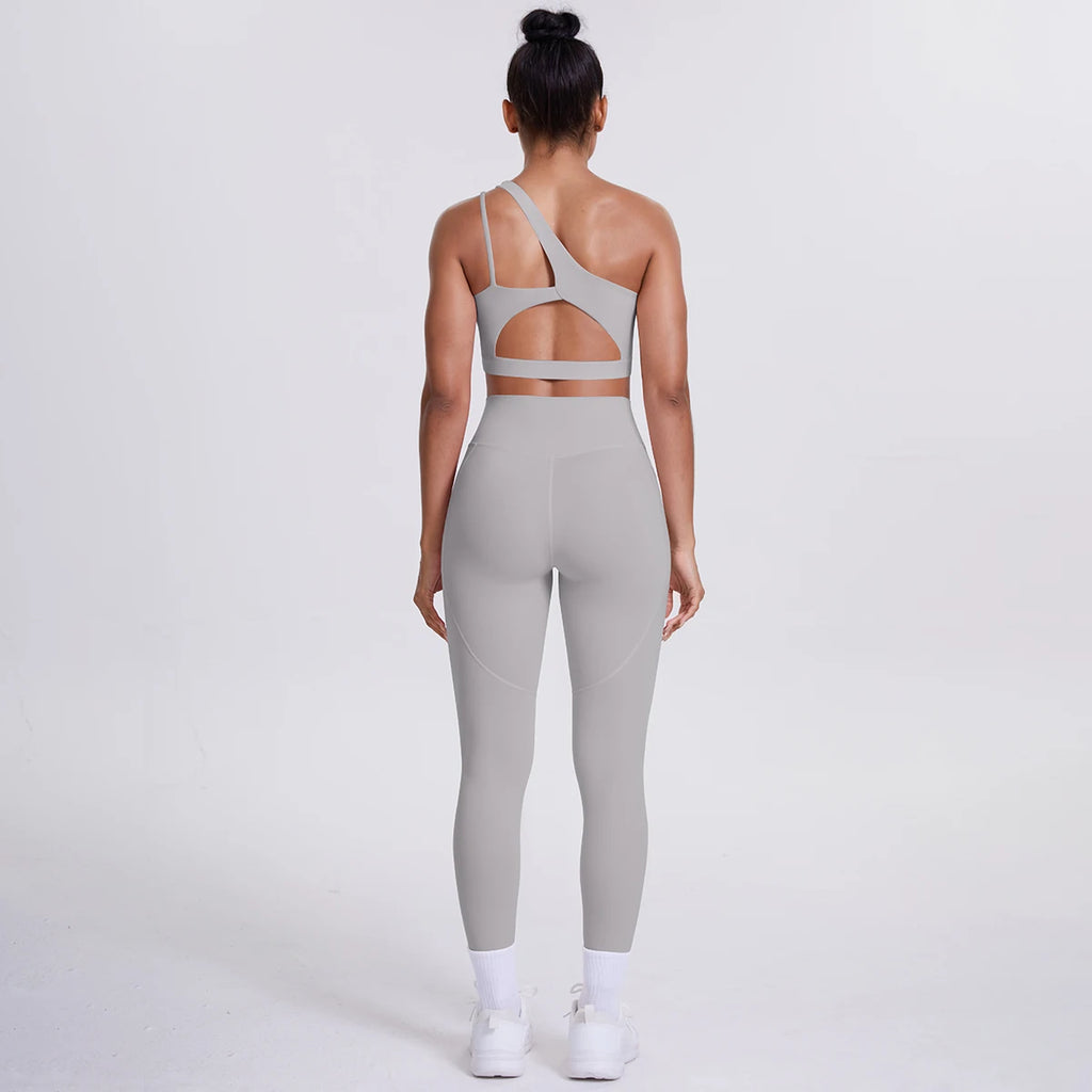 AeroDry Set – Bra + Leggings