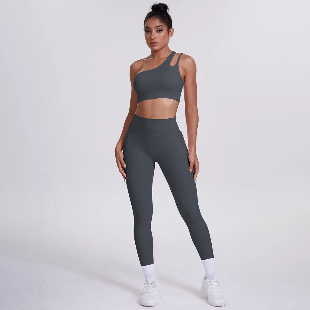 AeroDry Set – Bra + Leggings