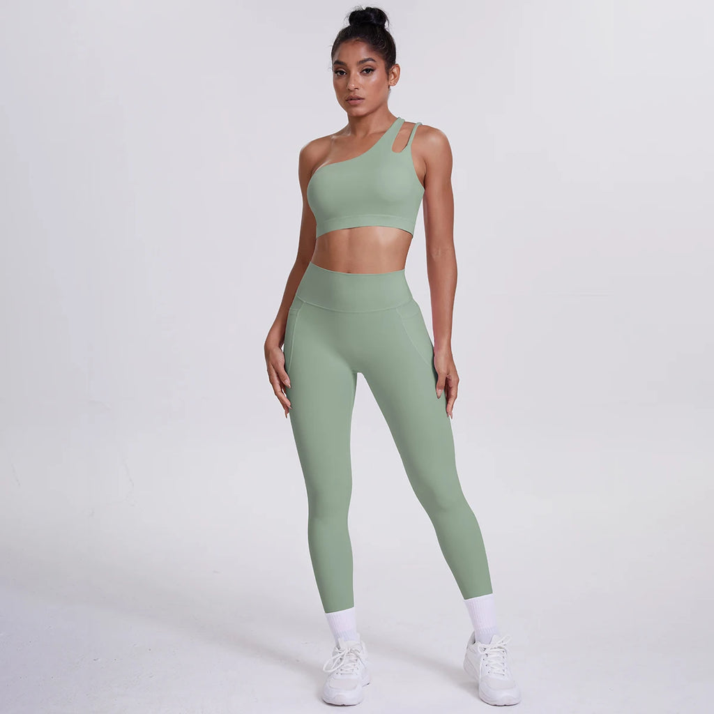AeroDry Set – Bra + Leggings